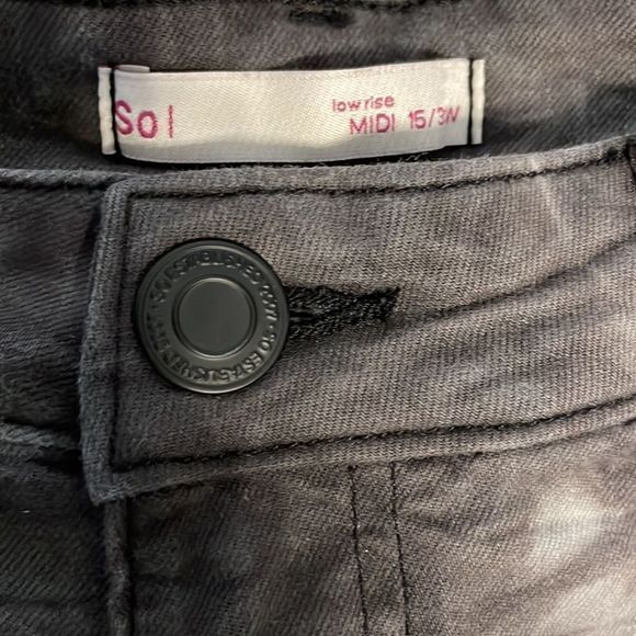 Tie Dye Shorts - Picture 2 of 5